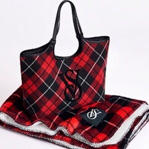 NWT Victoria Secret tote